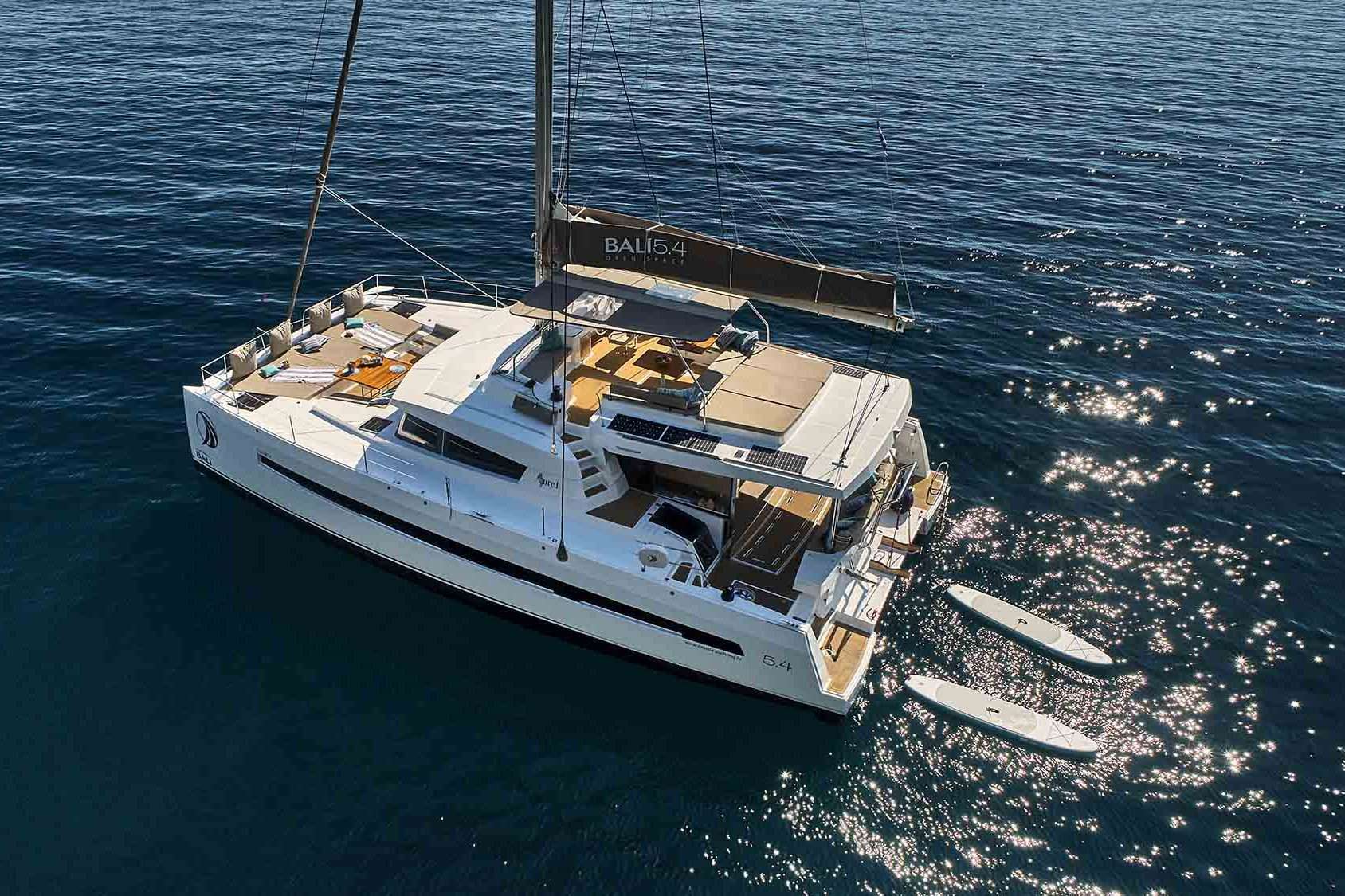 Motek charter yacht